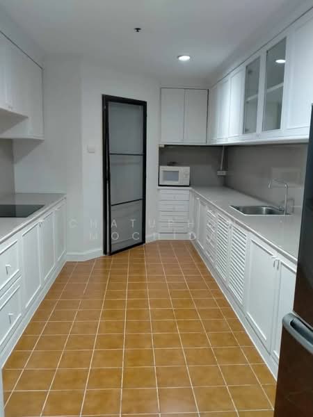 The Waterford Thonglor 11, Bangkok, 219 Soi Thonglor Sukhumvit Road, Khlong Tan Nua, Watthana, Bangkok, 2 Bedrooms, 157 sqm, Condo For Rent, by Chatuphon Mochida, 500160051 - DDproperty.com