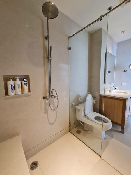 The Emporio Place, Bangkok, 93 Soi Sukhumvit 24, Sukhumvit Road, Khong Tan, Khlong Toei, Bangkok, 1 Bedroom, 48 sqm, Condo For Rent, by Chatuphon Mochida, 500160096 - DDproperty.com