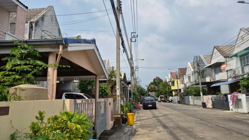 บ้านมณฑล 4, Nonthaburi, แก้วอินทร์, Sao Thong Hin, Bang Yai, Nonthaburi, 3 Bedrooms, 195 sqm, Townhouse For Sale, by คุณ กัณปภัส ( พาร์ท ), 500160113 - DDproperty.com