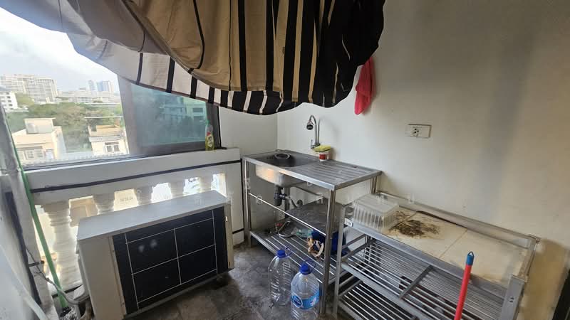 Merlin Tower : เมอร์ลินทาวเวอร์, กรุงเทพ, ซอยนราธิวาสราชนครินทร์ 14, ทุ่งวัดดอน, สาทร, กรุงเทพ, 40 ตร.ม., คอนโด ให้เช่า, โดย ณัฐพัชร์ โชติอัครสินทบ, 500160135 - DDproperty.com