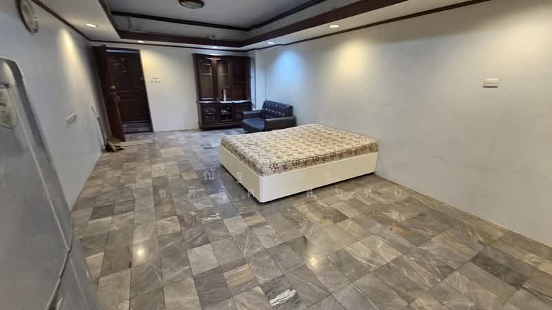 Merlin Tower : เมอร์ลินทาวเวอร์, กรุงเทพ, ซอยนราธิวาสราชนครินทร์ 14, ทุ่งวัดดอน, สาทร, กรุงเทพ, 40 ตร.ม., คอนโด ให้เช่า, โดย ณัฐพัชร์ โชติอัครสินทบ, 500160135 - DDproperty.com