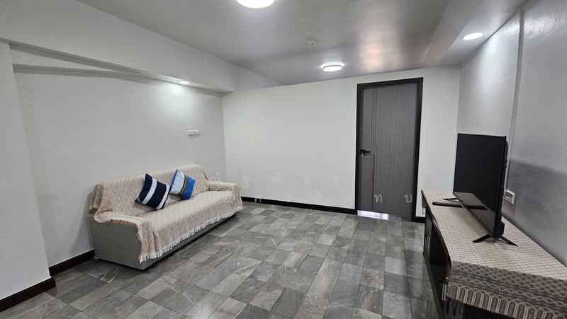 Merlin Tower, Bangkok, Soi Narathiwat 14 Sathon Road, Thung Wat Don, Sathon, Bangkok, 1 Bedroom, 40 sqm, Condo For Rent, by ณัฐพัชร์ โชติอัครสินทบ, 500160135 - DDproperty.com