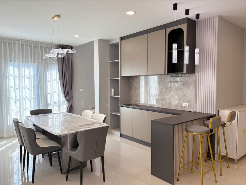 Centro Bangna, Samut Prakan, 111 Soi 3, Bang Kaeo, Bang Plee, Samut Prakan, 4 Bedrooms, 303 sqm, Single Detached House For Rent, by คุณรวีวรรณ อู่เงิน, 500160138 - DDproperty.com