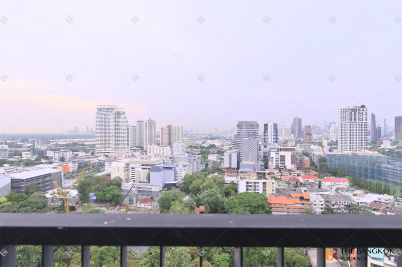 Rhythm Sukhumvit 44/1, Bangkok, Sukhumvit Road, Phra Kanong, Khlong Toei, Bangkok, 2 Bedrooms, 53 sqm, Condo For Sale, by Sirirut Havee Akehurst, 500160147 - DDproperty.com