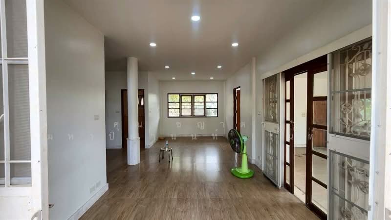 หมู่บ้านกฤษดานคร 17 พุทธมณฑลสาย3 ซอย19 แยก6-14-5, Bangkok, Sala Thammasop, Thawi Watthana, Bangkok, 4 Bedrooms, 175 sqm, Single Detached House For Sale, by คุณ ชญาดา มหาปิยานนท์ (ไนท์), 500160149 - DDproperty.com