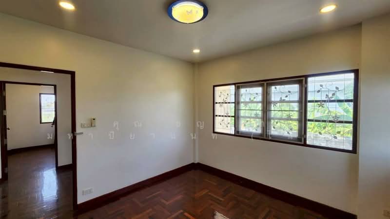 หมู่บ้านกฤษดานคร 17 พุทธมณฑลสาย3 ซอย19 แยก6-14-5, Bangkok, Sala Thammasop, Thawi Watthana, Bangkok, 4 Bedrooms, 175 sqm, Single Detached House For Sale, by คุณ ชญาดา มหาปิยานนท์ (ไนท์), 500160149 - DDproperty.com