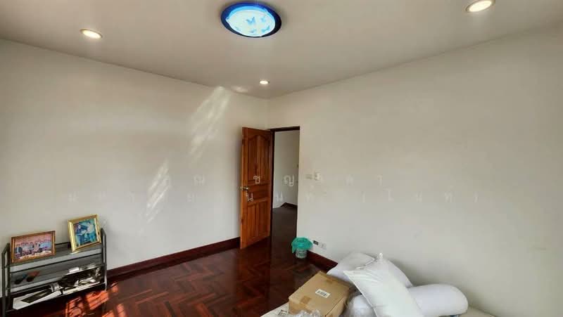 หมู่บ้านกฤษดานคร 17 พุทธมณฑลสาย3 ซอย19 แยก6-14-5, Bangkok, Sala Thammasop, Thawi Watthana, Bangkok, 4 Bedrooms, 175 sqm, Single Detached House For Sale, by คุณ ชญาดา มหาปิยานนท์ (ไนท์), 500160149 - DDproperty.com