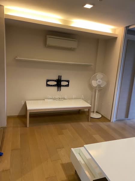 Liv @ 49, Bangkok, 9 Sukhumvit 49 Rd, Khlong Tan Nua, Watthana, Bangkok, 1 Bedroom, 36 sqm, Condo For Sale, by Orapa Sumetheesirisakul, 500160156 - DDproperty.com