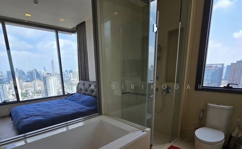 The Esse Asoke, Bangkok, 333 Soi Sukhumvit 21, Sukhumvit Road, Khlongtoei Nua, Watthana, Bangkok, 2 Bedrooms, 75 sqm, Condo For Rent, by Pavana Sirikogar, 500160158 - DDproperty.com