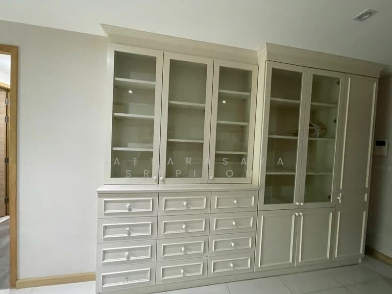 Socio Reference 61, Bangkok, Sukhumvit 61, Khlongtoei Nua, Watthana, Bangkok, 1 Bedroom, 47 sqm, Condo For Rent, by Pattarasaya Sripirom, 500160159 - DDproperty.com