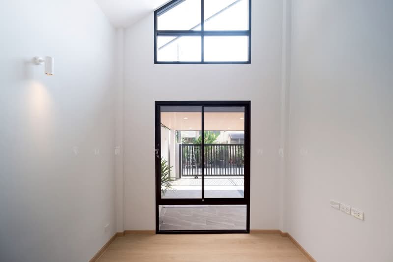 Thanasin Village, Bangkok, Nawamin Road 68, Khlong Kum, Bueng Kum, Bangkok, 3 Bedrooms, 130 sqm, Single Detached House For Sale, by จินดี รุ่งสิรินพคุณ, 500160172 - DDproperty.com