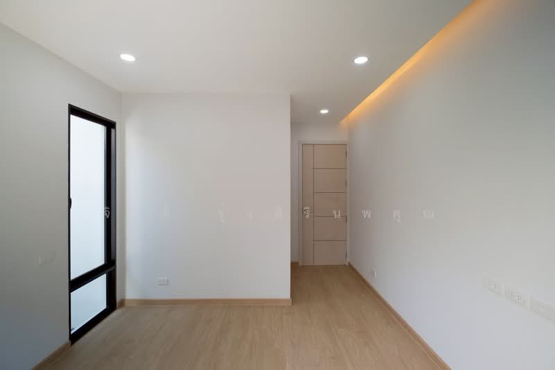 Thanasin Village, Bangkok, Nawamin Road 68, Khlong Kum, Bueng Kum, Bangkok, 3 Bedrooms, 130 sqm, Single Detached House For Sale, by จินดี รุ่งสิรินพคุณ, 500160172 - DDproperty.com