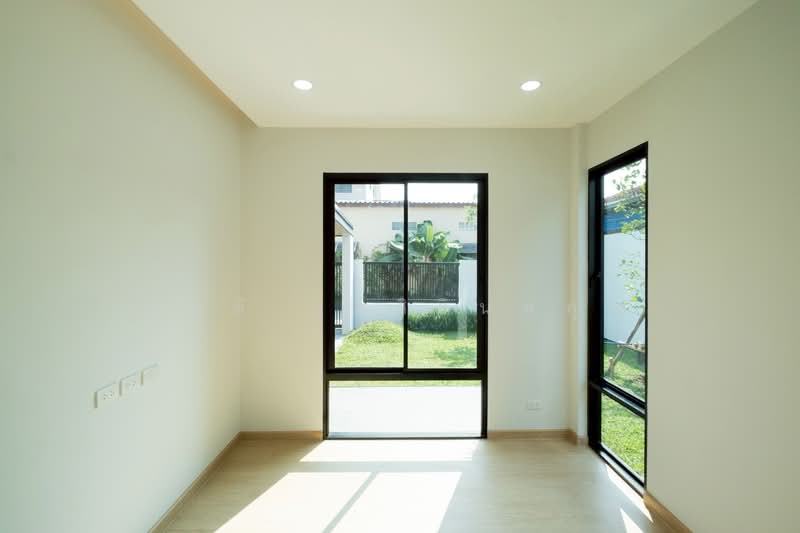 Thanasin Village, Bangkok, Nawamin Road 68, Khlong Kum, Bueng Kum, Bangkok, 3 Bedrooms, 130 sqm, Single Detached House For Sale, by จินดี รุ่งสิรินพคุณ, 500160172 - DDproperty.com