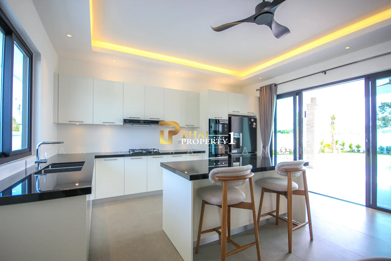 Highland Villas 3, Prachuap Khiri Khan, Hin Lek Fai, Hua Hin, Prachuap Khiri Khan, 4 Bedrooms, 270 sqm, Villa For Sale, by Dawud Prathanchai, 500160176 - DDproperty.com