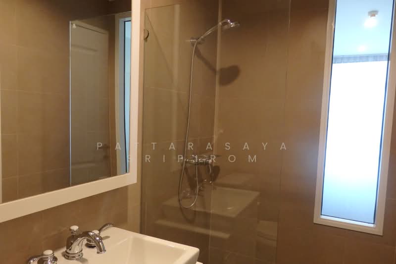 Condolette Dwell Sukhumvit 26, Bangkok, Soi Sukhumvit 26, Khong Tan, Khlong Toei, Bangkok, 1 Bedroom, 35 sqm, Condo For Rent, by Pattarasaya Sripirom, 500160177 - DDproperty.com