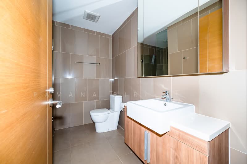 Prive by Sansiri, Bangkok, 68 Soi Ruamrudee, Wireless Road, Lumphini, Pathum Wan, Bangkok, 3 Bedrooms, 156 sqm, Condo For Rent, by Pavana Sirikogar, 500160193 - DDproperty.com