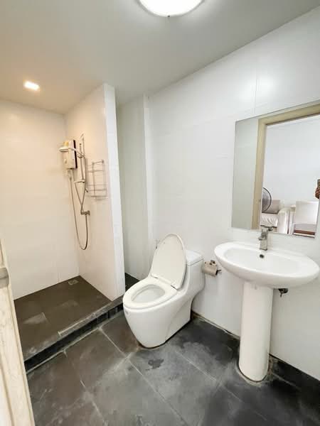 The Iris Bangyai, Nonthaburi, 102/329 Chan Thong Iiam Road, Bang Rak Pattana, Bang Bua Thong, Nonthaburi, 1 Bedroom, 26 sqm, Condo For Rent, by Living Real Estates, 500160224 - DDproperty.com