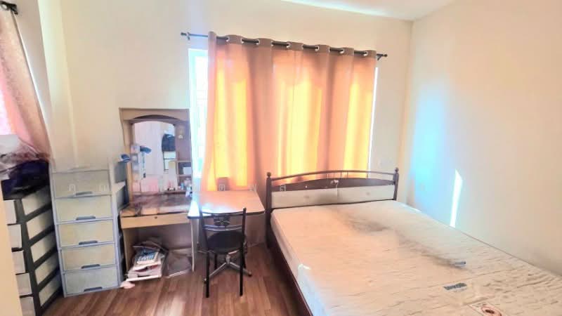 Golden Avenue Chaengwattana-Tiwanon : โกลเด้น อเวนิว แจ้งวัฒนะ-ติวานนท์, นนทบุรี, ถนนสุขาประชาสรรค์ 3, บางพูด, ปากเกร็ด, นนทบุรี, 130 ตร.ม., ทาวน์เฮ้าส์ ขายดาวน์, โดย คุณ ชลิตพล ( พล ), 500160277 - DDproperty.com