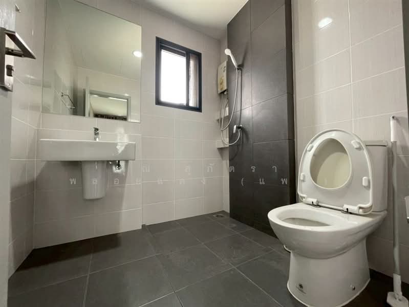 Pave Ramintra-Wongwaen : เพฟ รามอินทรา-วงแหวน, กรุงเทพ, ซอยทางพิเศษกาญจนาภิเษก, ออเงิน, สายไหม, กรุงเทพ, 220 ตร.ม., บ้านเดี่ยว ขาย, โดย คุณ สุภัตรา พลอยแดง (แพร), 500160278 - DDproperty.com