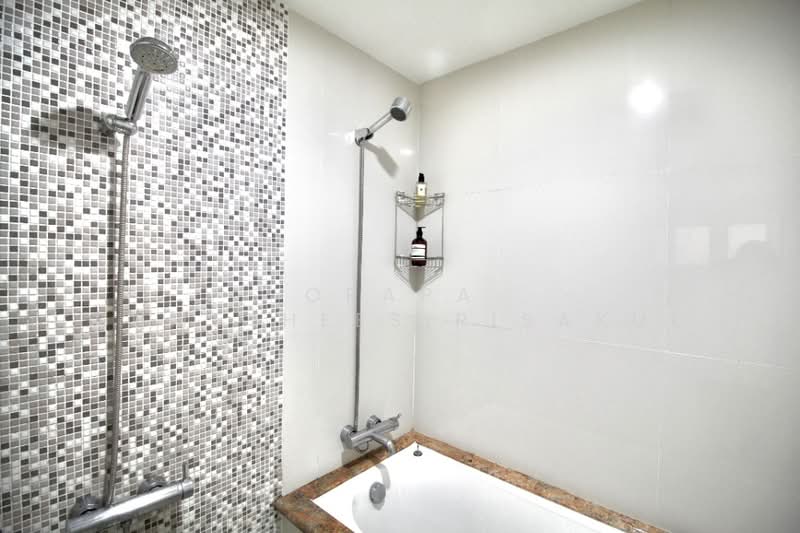 The Rajdamri, Bangkok, Ratchadamri Road, Lumphini, Pathum Wan, Bangkok, 2 Bedrooms, 112 sqm, Condo For Sale, by Orapa Sumetheesirisakul, 500160281 - DDproperty.com