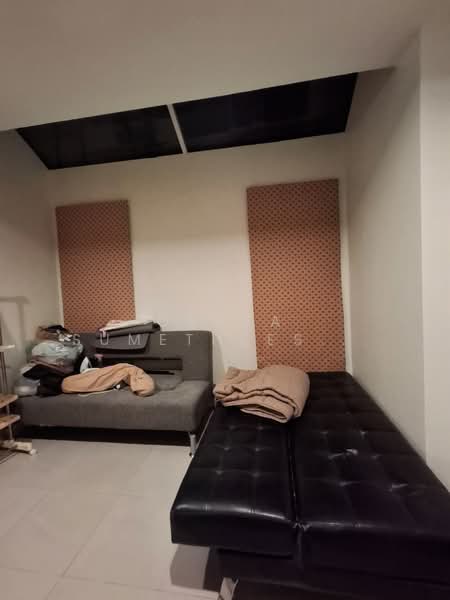 3-BR House, Bangkok, Lat Phrao, Lat Phrao, Bangkok, 3 Bedrooms, 204 sqm, Single Detached House For Sale, by Orapa Sumetheesirisakul, 500160282 - DDproperty.com