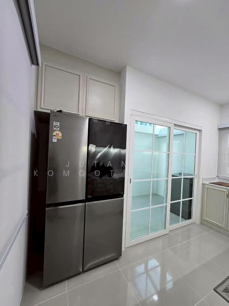 Golden Neo Sukhumvit-Lasalle, Samut Prakan, Samrong Nua, Muang Samut Prakarn, Samut Prakan, 4 Bedrooms, 163 sqm, Single Detached House For Rent, by Jutanon Komoottanaruk, 500160295 - DDproperty.com
