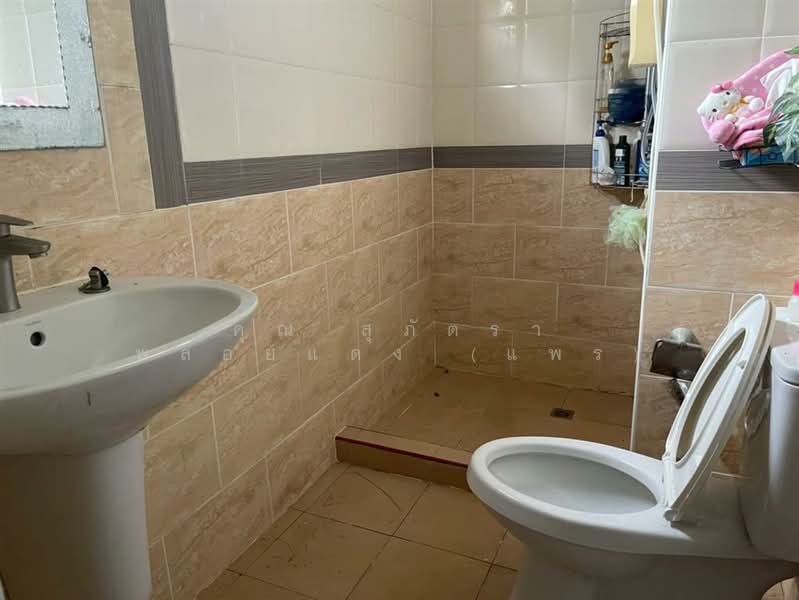 โกลเด้น ทาวน์ ลาดพร้าว-เกษตรนวมินทร์ (Golden Town Ladprao-Kaset Nawamin), Bangkok, Khlong Kum, Bueng Kum, Bangkok, 4 Bedrooms, 150 sqm, Townhouse For Sale, by คุณ สุภัตรา พลอยแดง (แพร), 500160301 - DDproperty.com