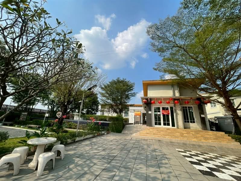 โกลเด้น ทาวน์ ลาดพร้าว-เกษตรนวมินทร์ (Golden Town Ladprao-Kaset Nawamin), Bangkok, Khlong Kum, Bueng Kum, Bangkok, 4 Bedrooms, 150 sqm, Townhouse For Sale, by คุณ สุภัตรา พลอยแดง (แพร), 500160301 - DDproperty.com