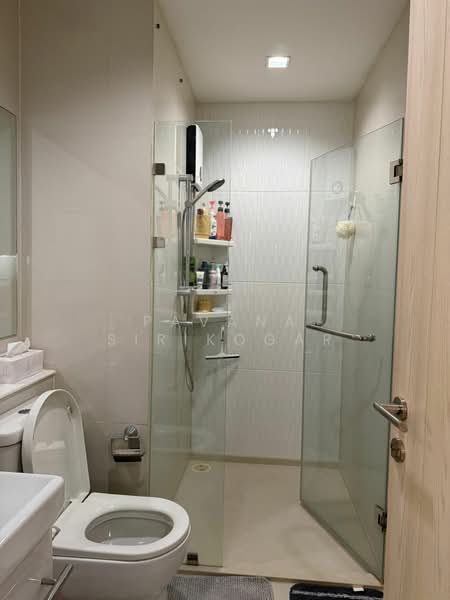 Life One Wireless, Bangkok, 1 Wireless Road, Lumphini, Pathum Wan, Bangkok, 2 Bedrooms, 45 sqm, Condo For Rent, by Pavana Sirikogar, 500160320 - DDproperty.com