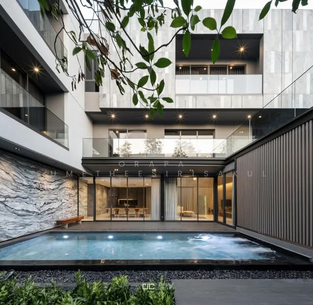 4-BR House, Bangkok, Lat Phrao, Lat Phrao, Bangkok, 4 Bedrooms, 799 sqm, Single Detached House For Sale, by Orapa Sumetheesirisakul, 500160321 - DDproperty.com