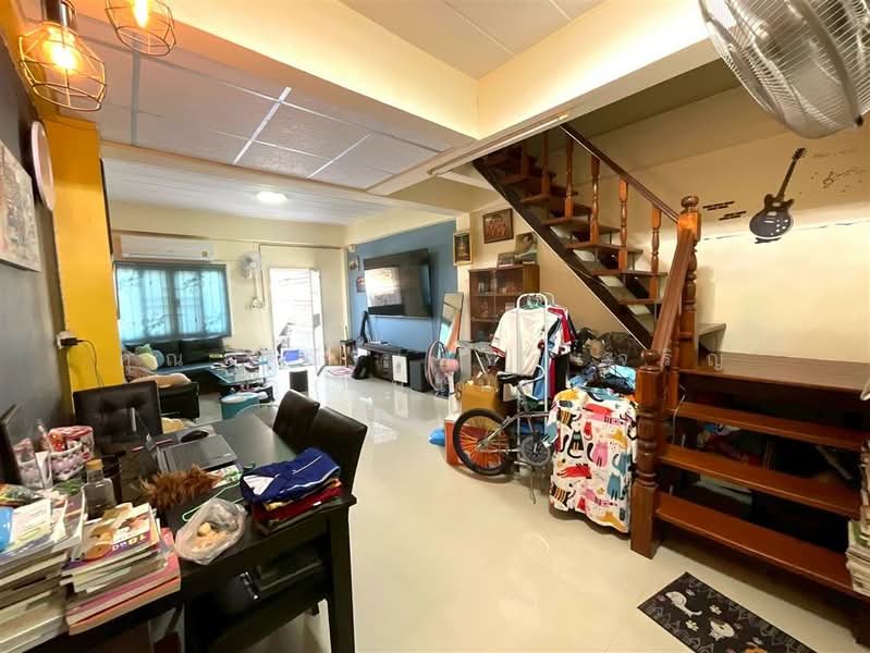 หมู่บ้านทรัพย์มั่นคง 3 บางบ่อ, สมุทรปราการ, บางบ่อ, บางบ่อ, สมุทรปราการ, 100 ตร.ม., ทาวน์เฮ้าส์ ขาย, โดย คุณ สุณี เพชรเจริญ (เนเน่), 500160331 - DDproperty.com