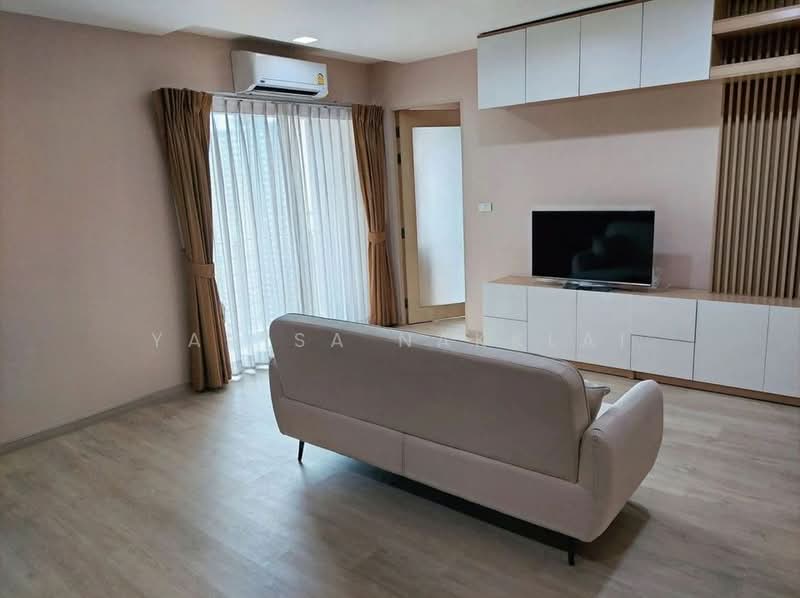 My Resort Bangkok, Bangkok, 1724 Petchaburi Road, Bang Kapi, Huai Khwang, Bangkok, 1 Bedroom, 47 sqm, Condo For Rent, by Yanisa Nakklai, 500160362 - DDproperty.com