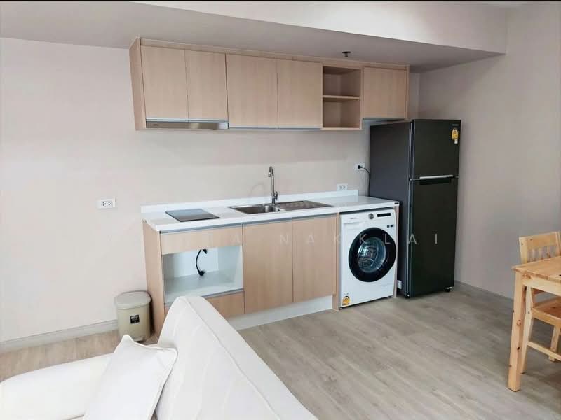 My Resort Bangkok, Bangkok, 1724 Petchaburi Road, Bang Kapi, Huai Khwang, Bangkok, 1 Bedroom, 47 sqm, Condo For Rent, by Yanisa Nakklai, 500160362 - DDproperty.com