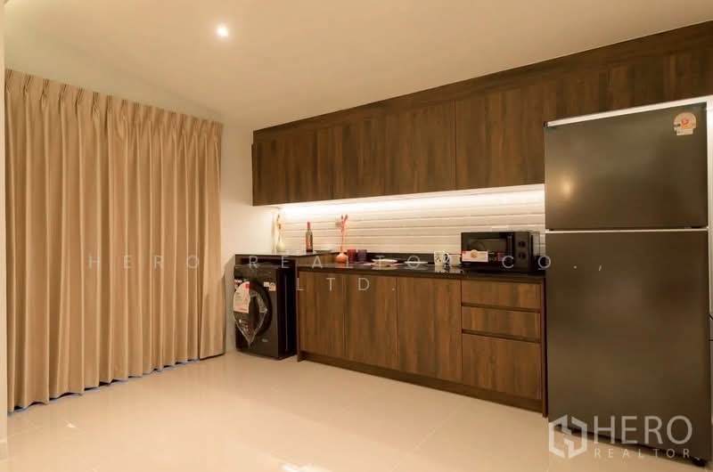 For rent or sale 4 Bedroom Townhouse in Pleno Sukhumvit-Bangna 4 in Bang Phli hre00251, Samut Prakan, Bang Kaeo, Bang Plee, Samut Prakan, 4 Bedrooms, 174 sqm, Townhouse For Sale, by Hero Realtor Co., Ltd., 500160365 - DDproperty.com