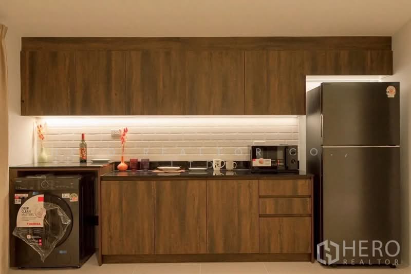 For rent or sale 4 Bedroom Townhouse in Pleno Sukhumvit-Bangna 4 in Bang Phli hre00251, Samut Prakan, Bang Kaeo, Bang Plee, Samut Prakan, 4 Bedrooms, 174 sqm, Townhouse For Sale, by Hero Realtor Co., Ltd., 500160365 - DDproperty.com