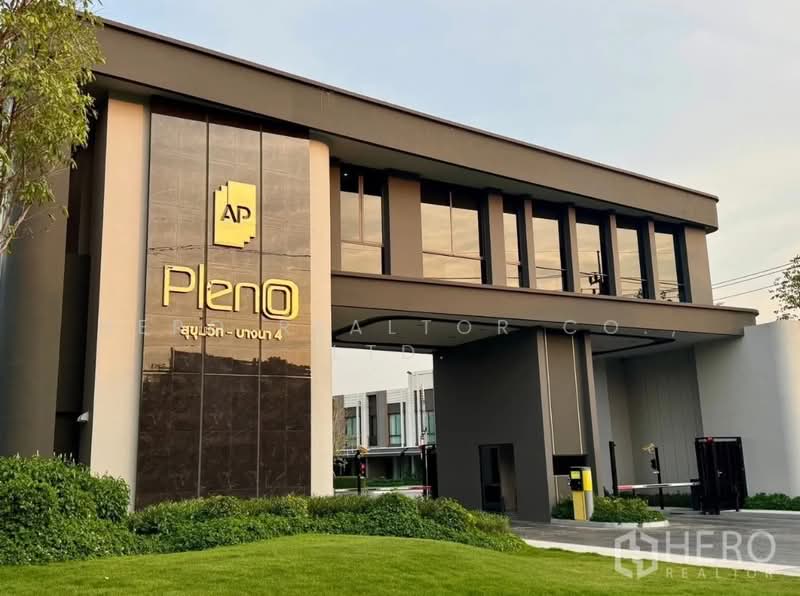 For rent or sale 4 Bedroom Townhouse in Pleno Sukhumvit-Bangna 4 in Bang Phli hre00251, Samut Prakan, Bang Kaeo, Bang Plee, Samut Prakan, 4 Bedrooms, 174 sqm, Townhouse For Sale, by Hero Realtor Co., Ltd., 500160365 - DDproperty.com