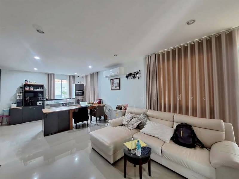 The Extenso Liabwaree, Bangkok, 333 Leap Waree Road, Khok Faed, Nong Chok, Bangkok, 3 Bedrooms, 260 sqm, Single Detached House For Sale, by คุณ ปิยวัฒน์ ฟุ้งเฟื่อง (วัฒ), 500160429 - DDproperty.com