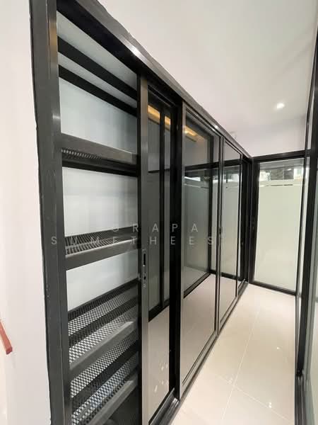 3-BR House, Bangkok, Lat Phrao, Lat Phrao, Bangkok, 3 Bedrooms, 180 sqm, Single Detached House For Sale, by Orapa Sumetheesirisakul, 500160451 - DDproperty.com