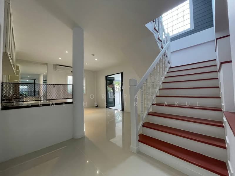 3-BR House, Bangkok, Lat Phrao, Lat Phrao, Bangkok, 3 Bedrooms, 180 sqm, Single Detached House For Sale, by Orapa Sumetheesirisakul, 500160451 - DDproperty.com