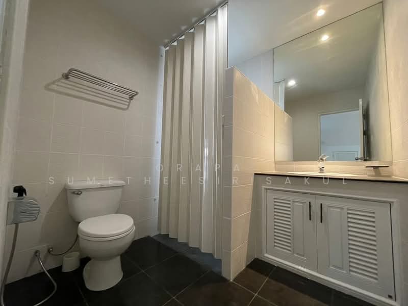 3-BR House, Bangkok, Lat Phrao, Lat Phrao, Bangkok, 3 Bedrooms, 180 sqm, Single Detached House For Sale, by Orapa Sumetheesirisakul, 500160451 - DDproperty.com