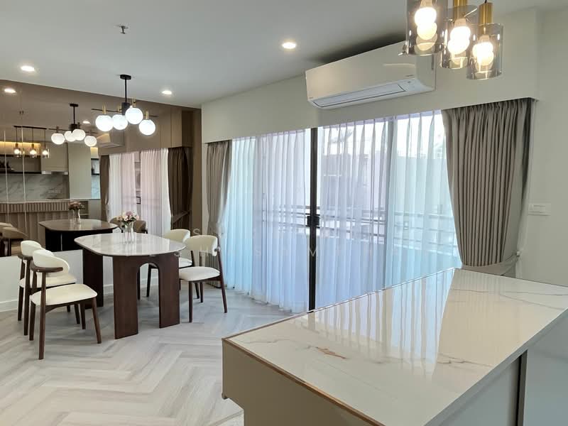 Top View Tower, Bangkok, Soi Sukhumvit 59, Khlong Tan Nua, Watthana, Bangkok, 2 Bedrooms, 96 sqm, Condo For Sale, by Suchira Teshasamphan, 500160512 - DDproperty.com