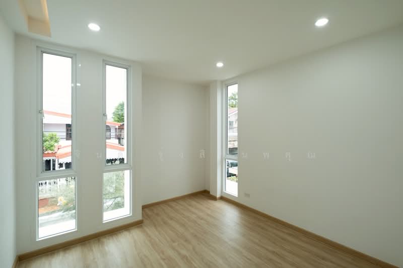 บ้านหรูโซนนวมินทร์–รามอินทรา บ้านเดี่ยว 2 ชั้น, Bangkok, Khlong Kum, Bueng Kum, Bangkok, 4 Bedrooms, 250 sqm, Single Detached House For Sale, by จินดี รุ่งสิรินพคุณ, 500160527 - DDproperty.com