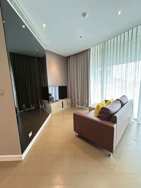 Magnolias Ratchadamri Boulevard, Bangkok, Ratchadamri Road, Lumphini, Pathum Wan, Bangkok, 2 Bedrooms, 81 sqm, Condo For Sale, by Orapa Sumetheesirisakul, 500160560 - DDproperty.com