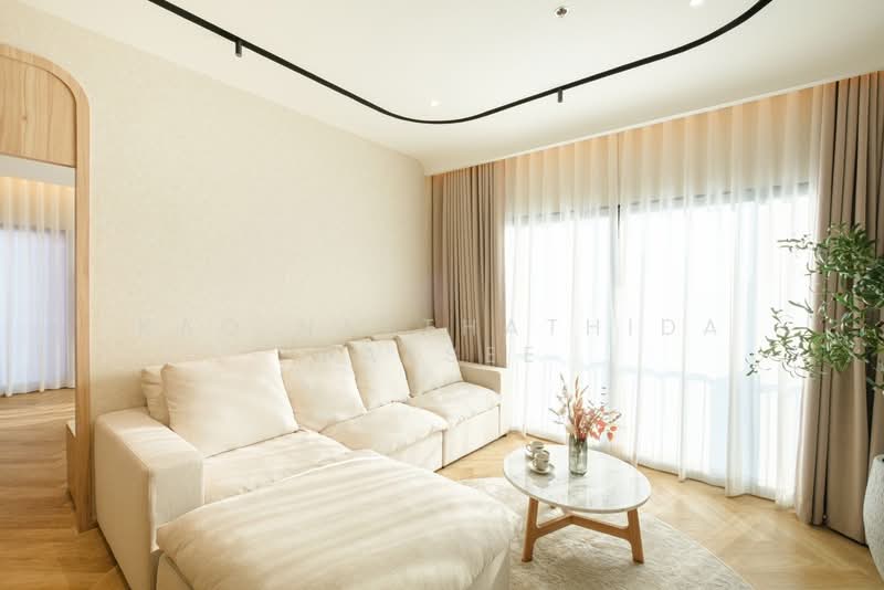Noble Reveal, Bangkok, 36 Soi Sukhumvit 63, Ekamai Road, Phra Kanong Nua, Watthana, Bangkok, 2 Bedrooms, 83 sqm, Condo For Sale, by Kao Natthathida Paksee, 500160583 - DDproperty.com