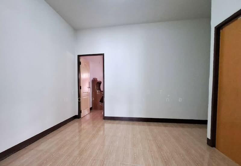 ทาวน์เฮ้าส์หน้าเมือง ปราจีนบุรี, Prachin Buri, Nha Mueng, Muang Prachin Buri, Prachin Buri, 2 Bedrooms, 118 sqm, Townhouse For Sale, by The Best Property ก้อ, 500160591 - DDproperty.com