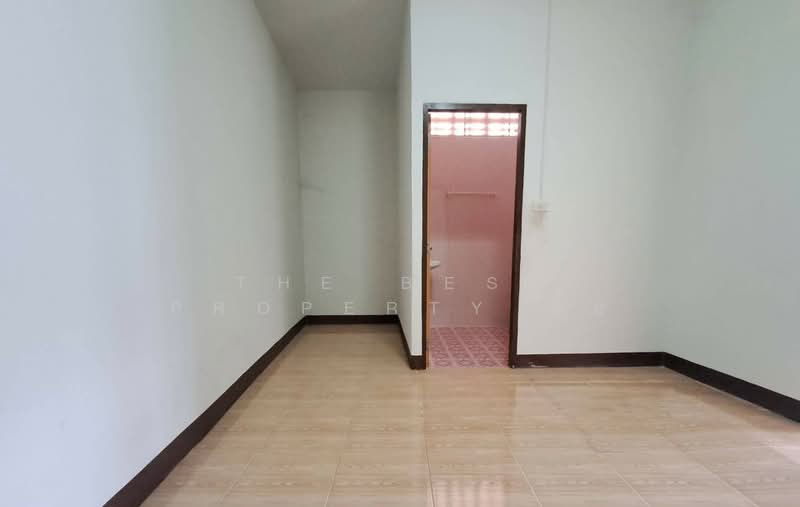 ทาวน์เฮ้าส์หน้าเมือง ปราจีนบุรี, ปราจีนบุรี, หน้าเมือง, เมืองปราจีนบุรี, ปราจีนบุรี, 118 ตร.ม., ทาวน์เฮ้าส์ ขาย, โดย The Best Property ก้อ, 500160591 - DDproperty.com