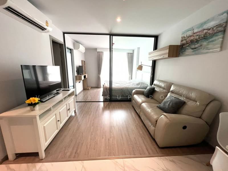 Rhythm Ekkamai, Bangkok, 11 Soi Sukhumvit 63, Khlongtoei Nua, Watthana, Bangkok, 1 Bedroom, 35 sqm, Condo For Rent, by Vipada Supaporn, 500160610 - DDproperty.com