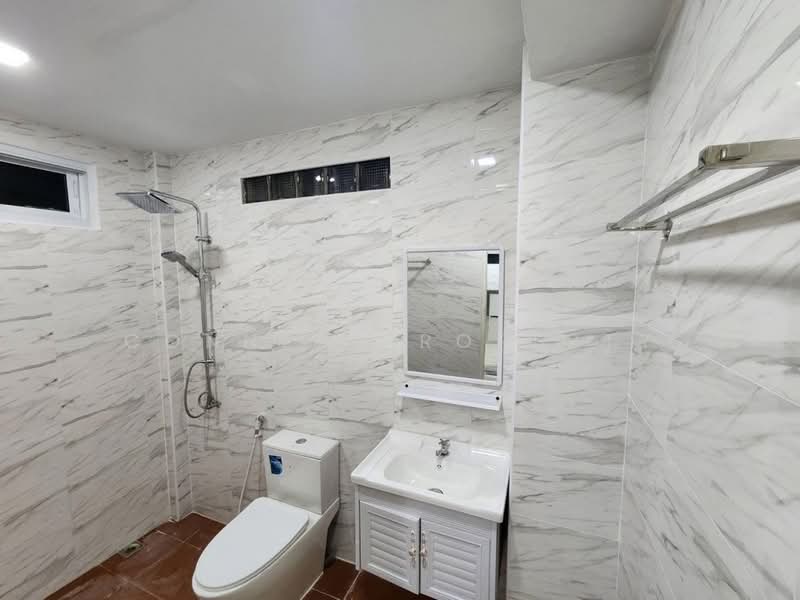 Min Sakhon Village, Ladprao 130, Bangkok, -, Khlong Chan, Bang Kapi, Bangkok, 6 Bedrooms, 21 sqm, Single Detached House For Sale, by Connex Property, 500160620 - DDproperty.com