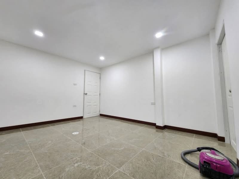 Min Sakhon Village, Ladprao 130, Bangkok, -, Khlong Chan, Bang Kapi, Bangkok, 6 Bedrooms, 21 sqm, Single Detached House For Sale, by Connex Property, 500160620 - DDproperty.com