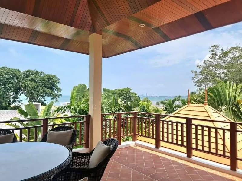 Luxury beachfront pool villa for sale in Bang Saray Beach., Chon Buri (Pattaya), Bang Sa-re, Sattahip, Chon Buri (Pattaya), 3 Bedrooms, 380 sqm, Villa For Sale, by A House Property Co.,Ltd., 500160637 - DDproperty.com